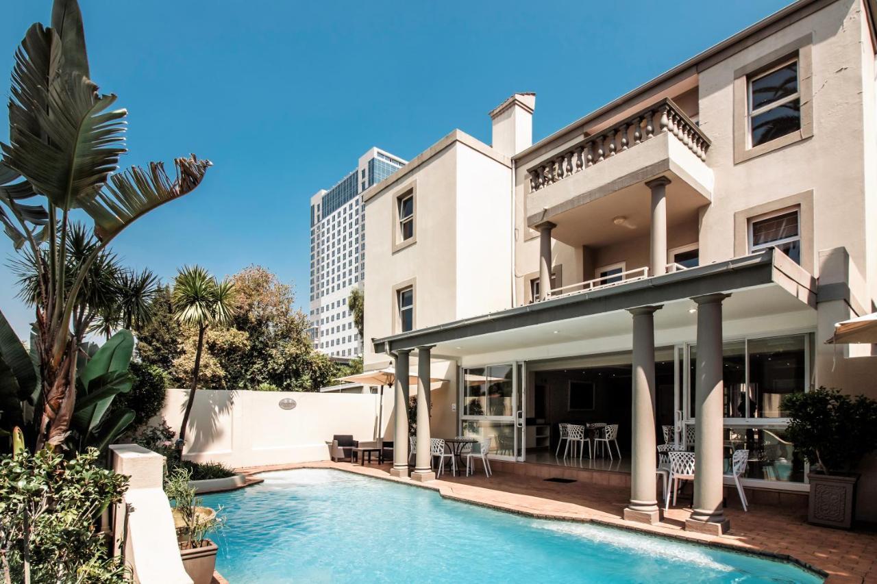 Villa Via Executive Suites With Power Back-Up ساندتون المظهر الخارجي الصورة